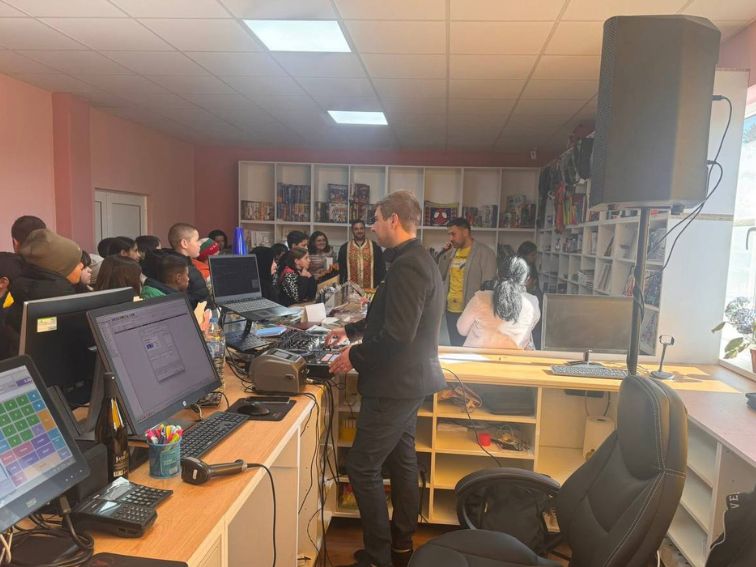 Чудесна новина! Книжарница в село Ветрино отвори врати