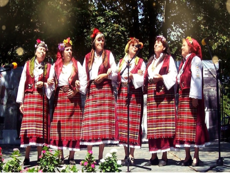 Духът на Добруджа оживява в Русе: 20 години самодейност и родова памет