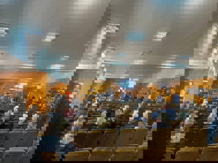 8d54f836-0d1c-4433-b8ee-8b7bfe76bbca