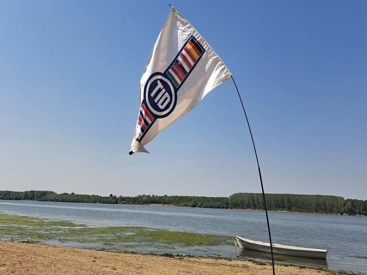 Участниците от гребната регата ТИД пристинаха в Козлодуй