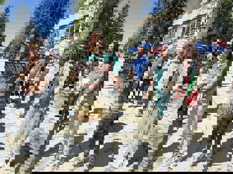 f78ec5ea-ffaa-4911-8c47-8b1ded8d5da3