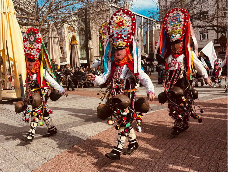 03b54b15-a8fc-41ae-a093-f3533503eaf7