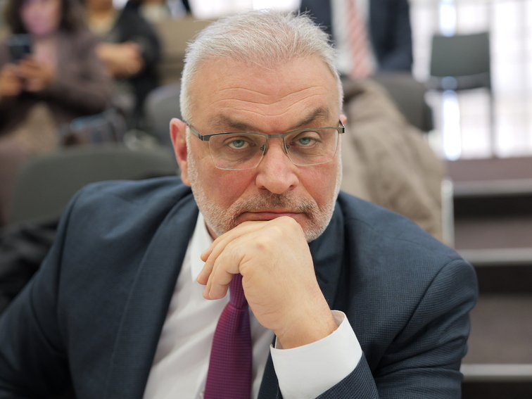 755bff28-ff2f-4d1f-a961-5c86d0ba44bd-1