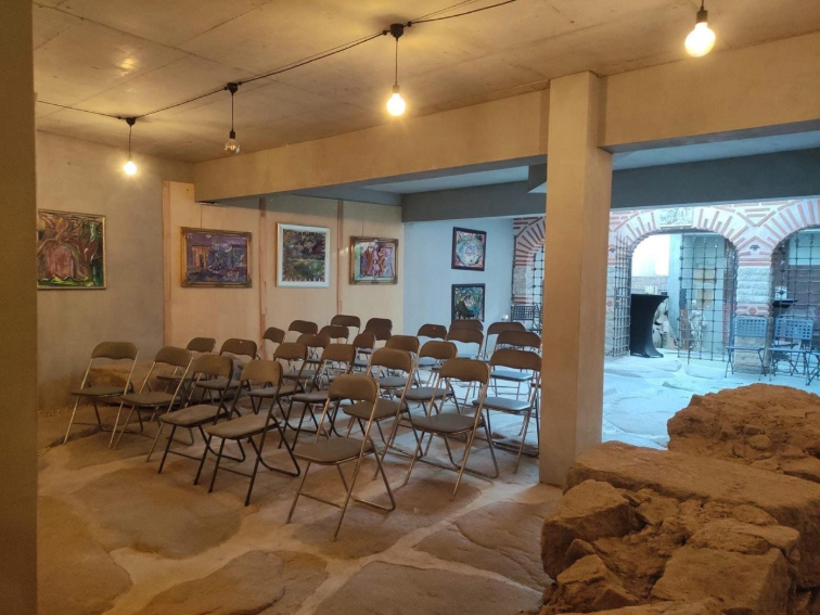 88576096-7f10-4e05-a3f2-5c022083fada