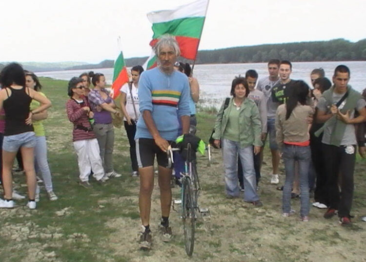 Разградчанинът Румен Краев мина с колело по пътя на Таньо войвода
