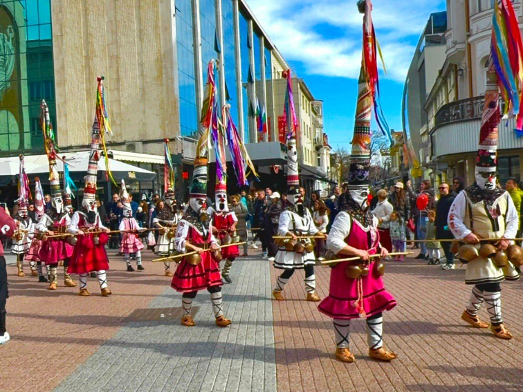 c9599cfc-5732-4ee8-8aca-e52a05a5d615