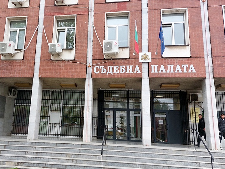 Четири сигнала за бомби в институции в Плевен, проверките не откриха опасност