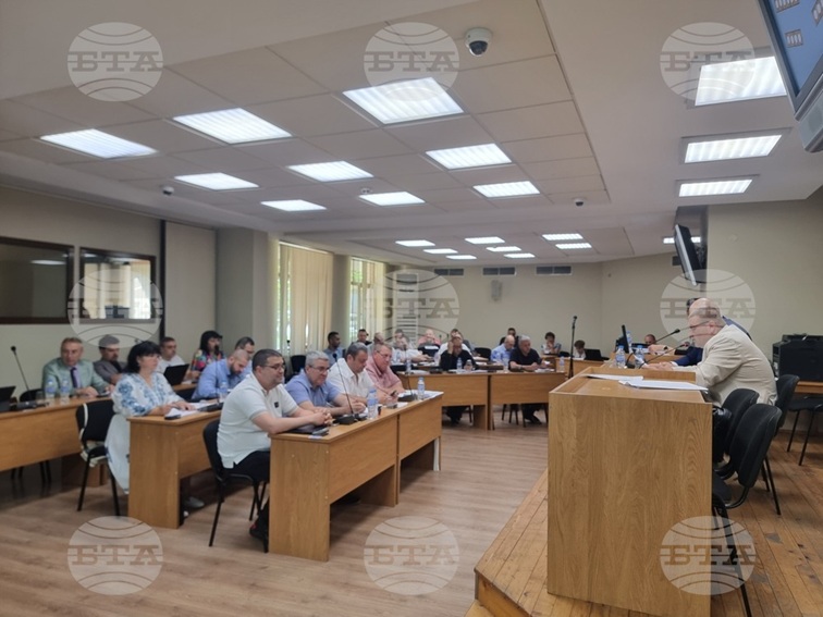 Общинският съвет в Плевен прие нова наредба за обществения транспорт