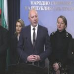 Главата на Борисов и Пеевски падна! Оставката е подадена!