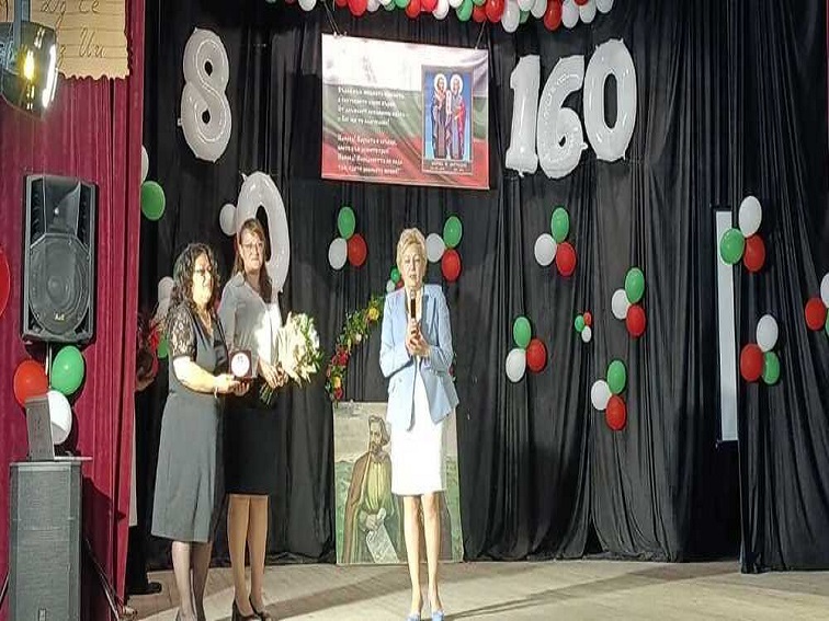 3e668a4c-e302-408f-8329-cf120d65aef9 Крушовица отбеляза 160 години училище и 80 години детска градина